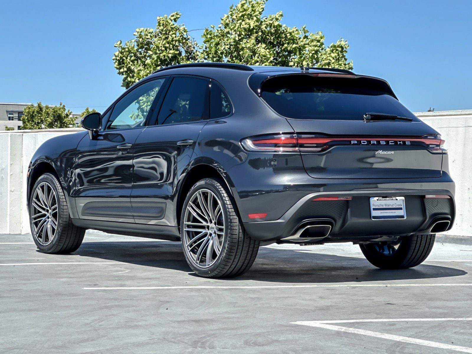New 2026 Porsche Macan AWD/4WD image 3
