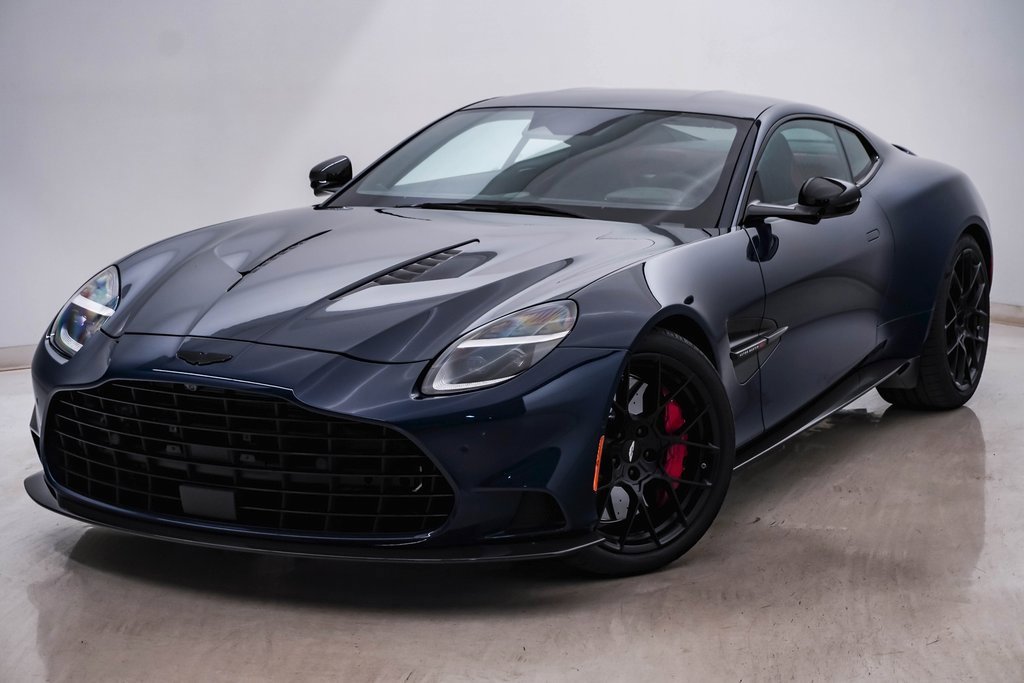 New 2025 Aston Martin Vanquish image 3