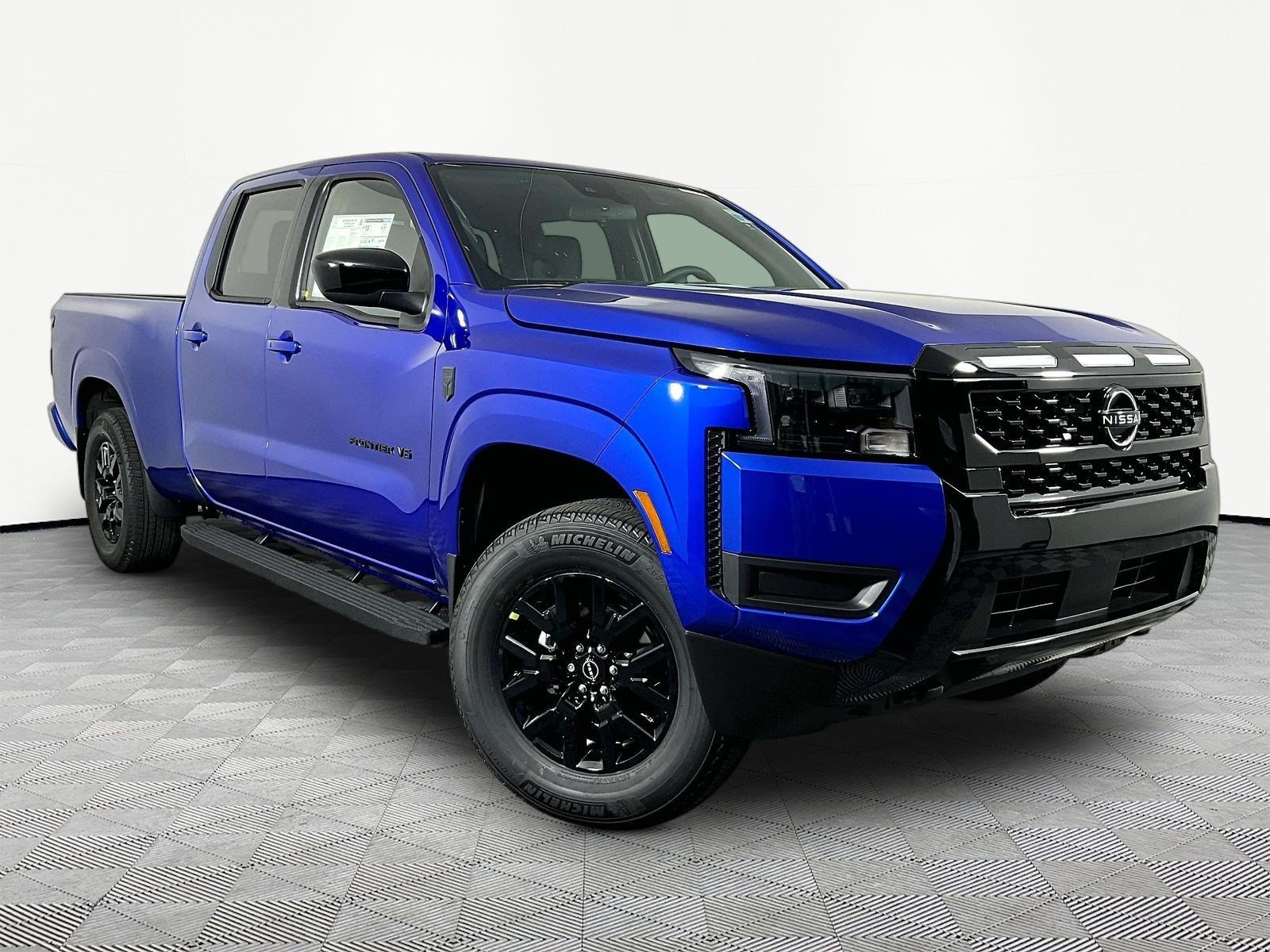New 2027 Nissan Frontier SV w/ SV Convenience Package AWD/4WD image 3