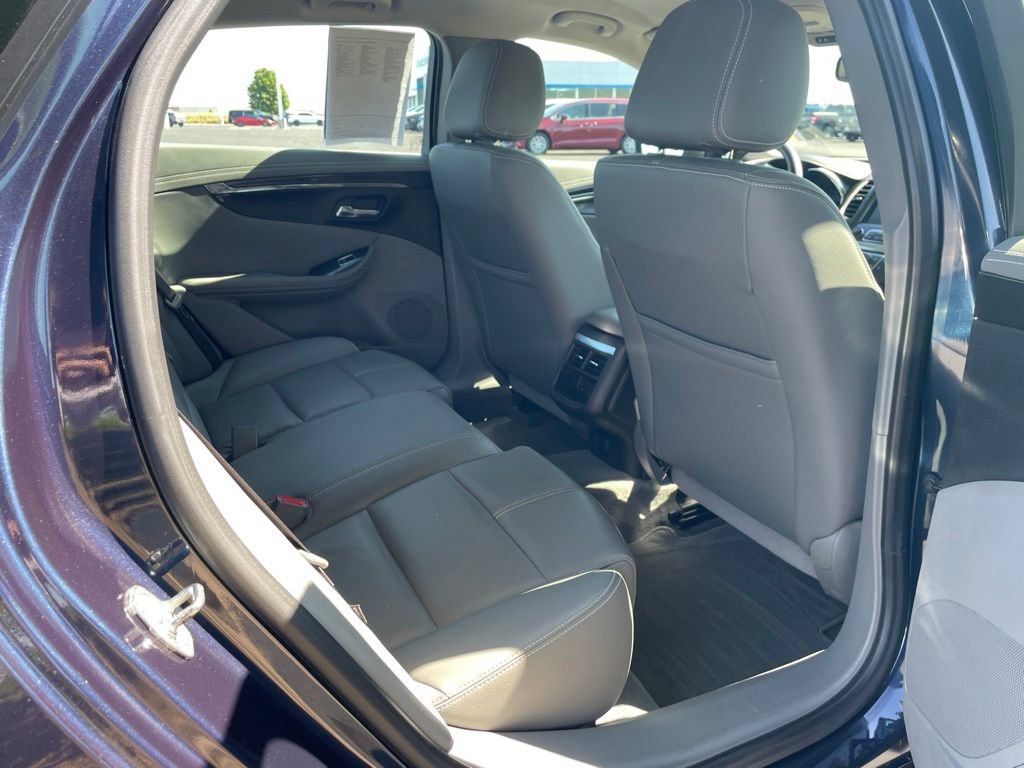 Used 2017 Chevrolet Impala LT w/ Leather Package FWD image 21