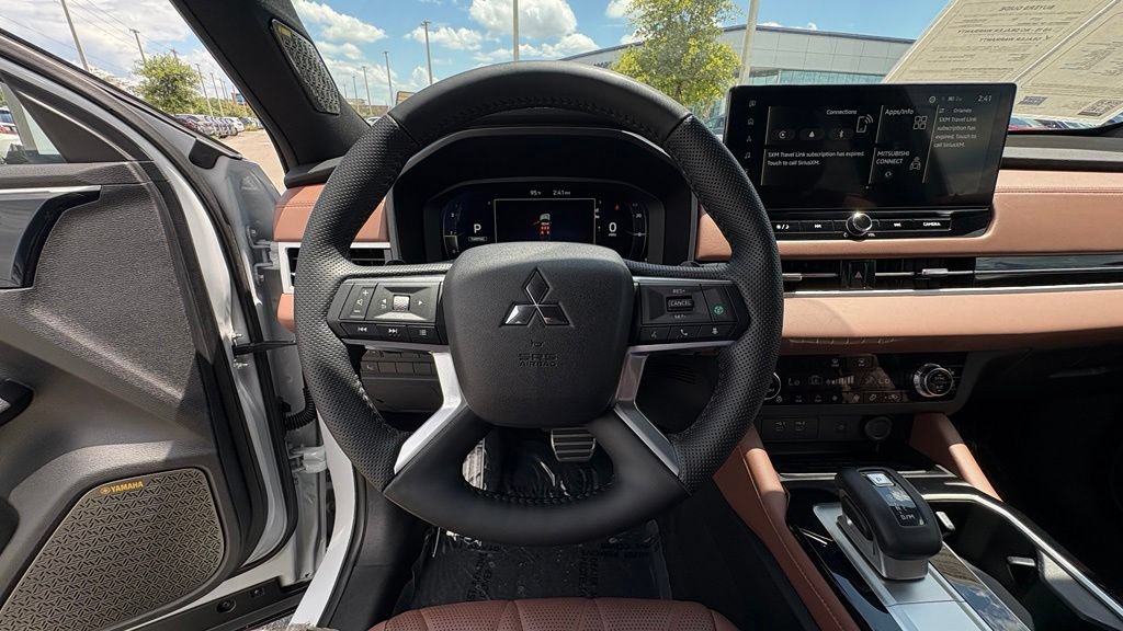 Used 2025 Mitsubishi Outlander SEL FWD image 26