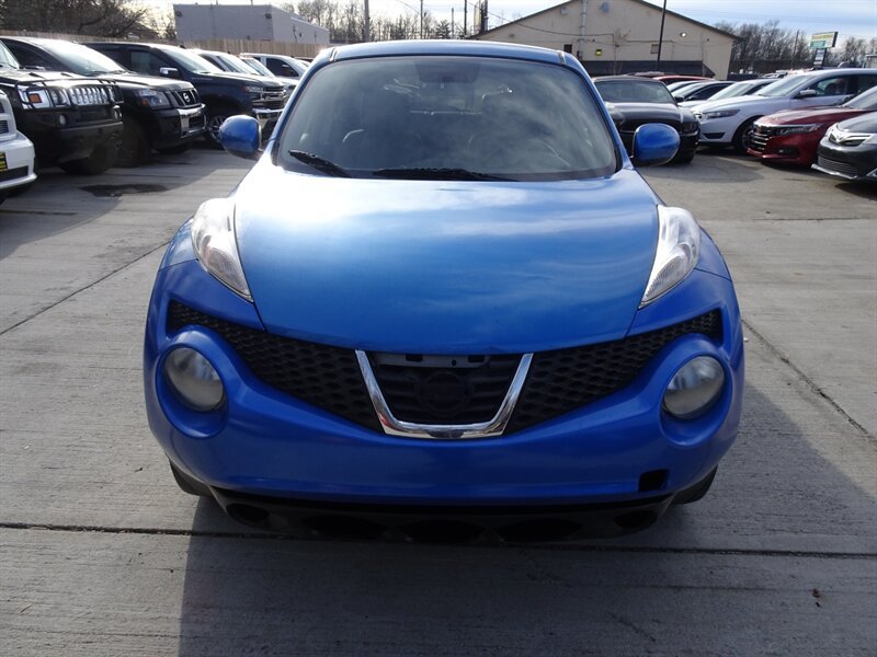 Used 2011 Nissan Juke SL AWD/4WD image 2