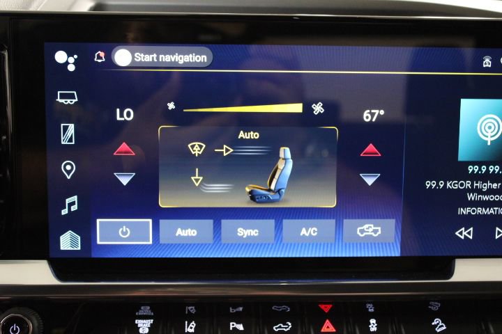 New 2025 Chevrolet Silverado 2500 LT w/ Safety Package image 48