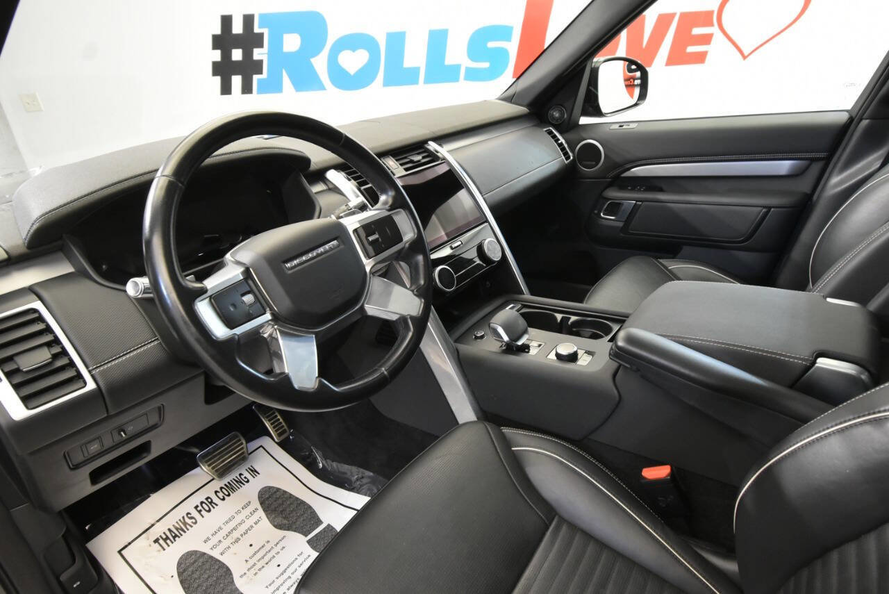 Used 2021 Land Rover Discovery S R-Dynamic image 12