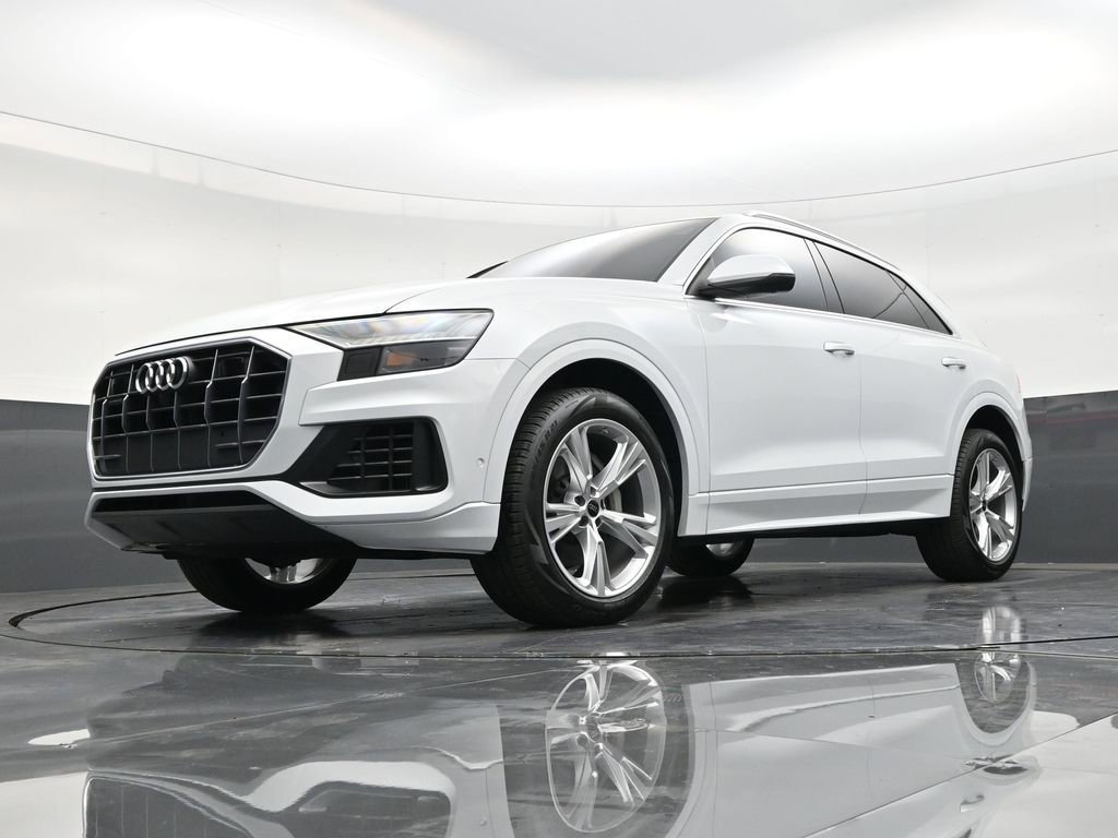 Used 2023 Audi Q8 Premium w/ Convenience Package image 21