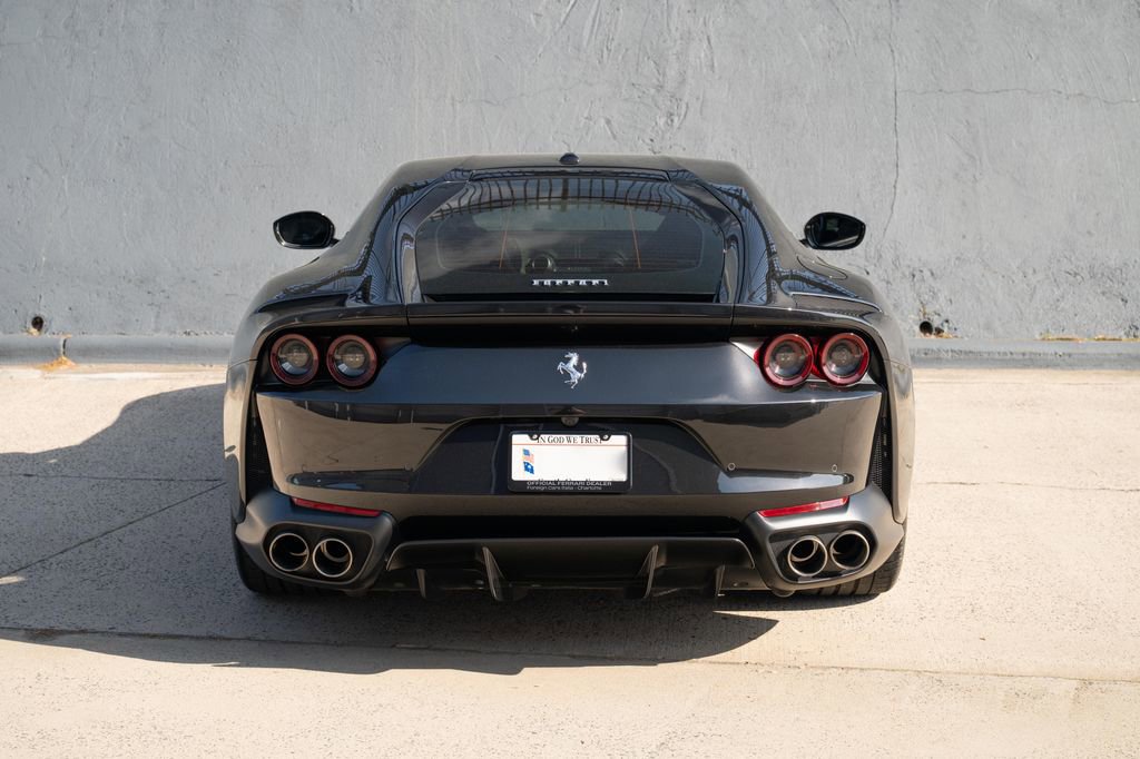 Used 2020 Ferrari 812 Superfast image 8