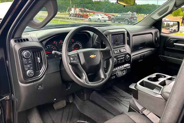 Used 2023 Chevrolet Silverado 1500 Custom AWD/4WD image 18