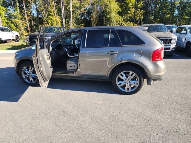 Used 2013 Ford Edge SEL FWD image 12
