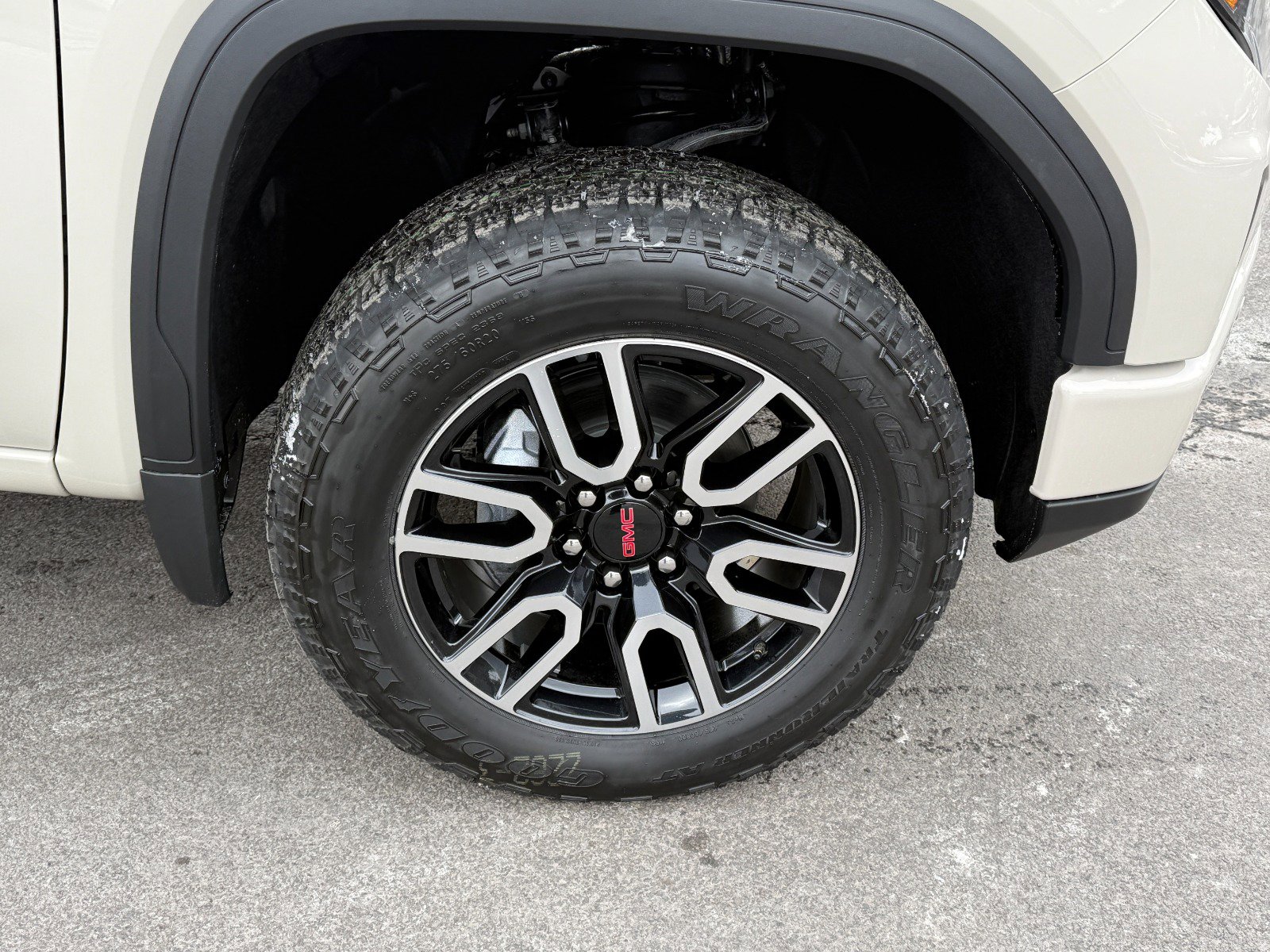 New 2026 GMC Sierra 1500 AT4 w/ AT4 Premium Package image 12