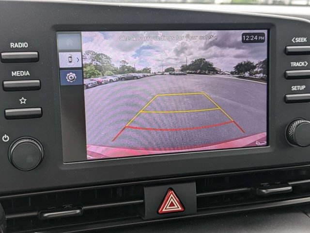 Used 2025 Hyundai Elantra Sport FWD image 23