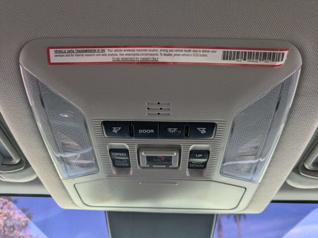 Used 2021 Toyota RAV4 XLE w/ Convenience Package FWD image 23
