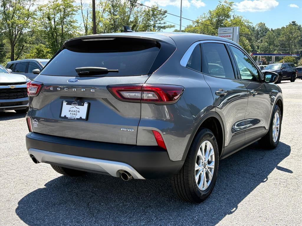 Used 2023 Ford Escape Active AWD/4WD image 6