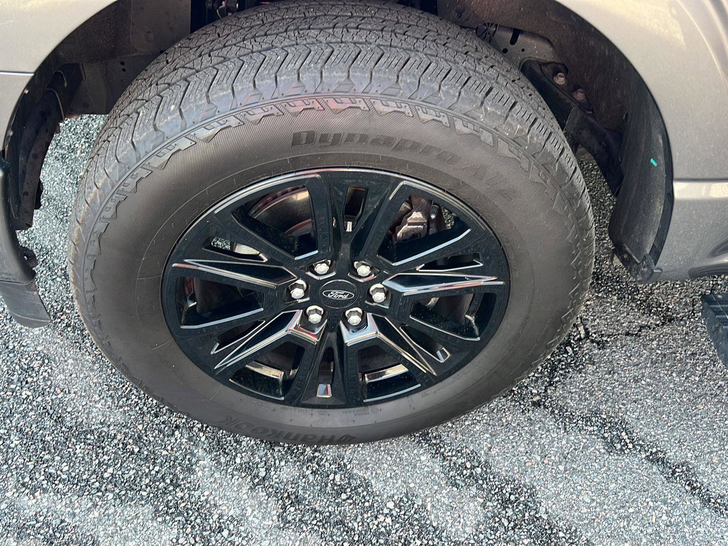 Certified 2024 Ford F150 Platinum w/ FX4 Off-Road Package AWD/4WD image 38