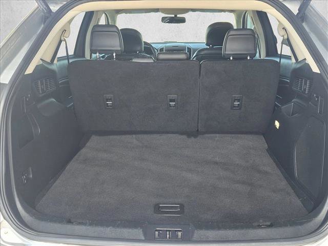 Used 2018 Ford Edge Titanium image 7