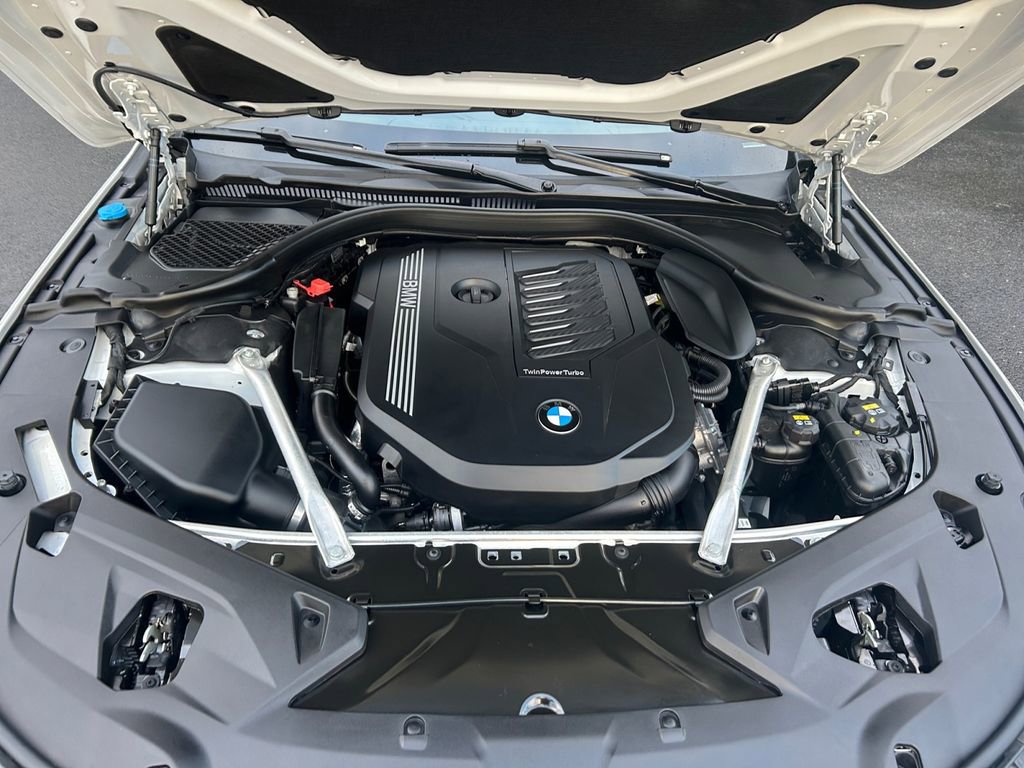 Used 2020 BMW 840i xDrive Convertible image 29