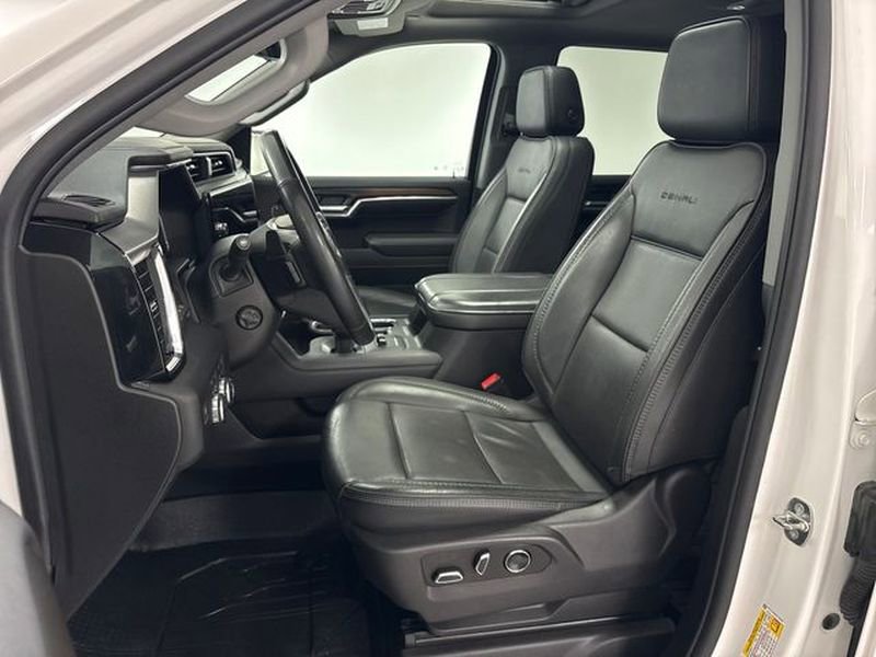 Used 2024 GMC Sierra 1500 Denali w/ Denali Reserve Package image 13