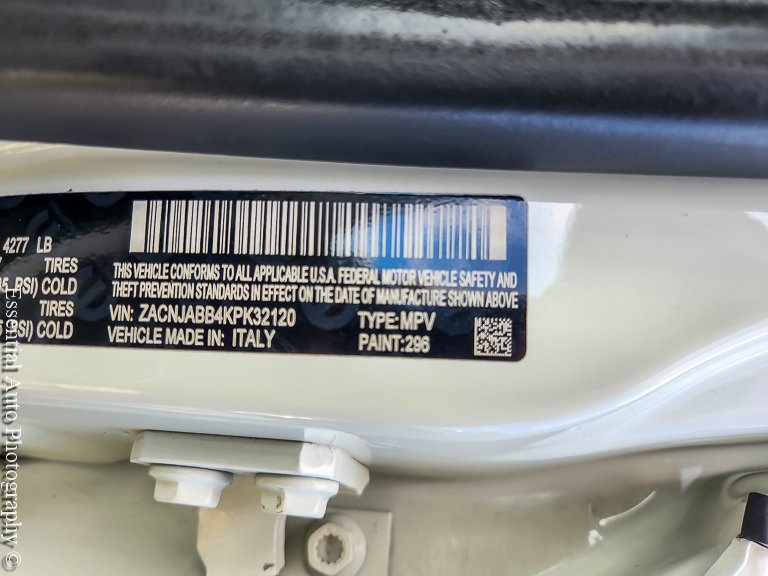 Used 2019 Jeep Renegade Latitude FWD image 24