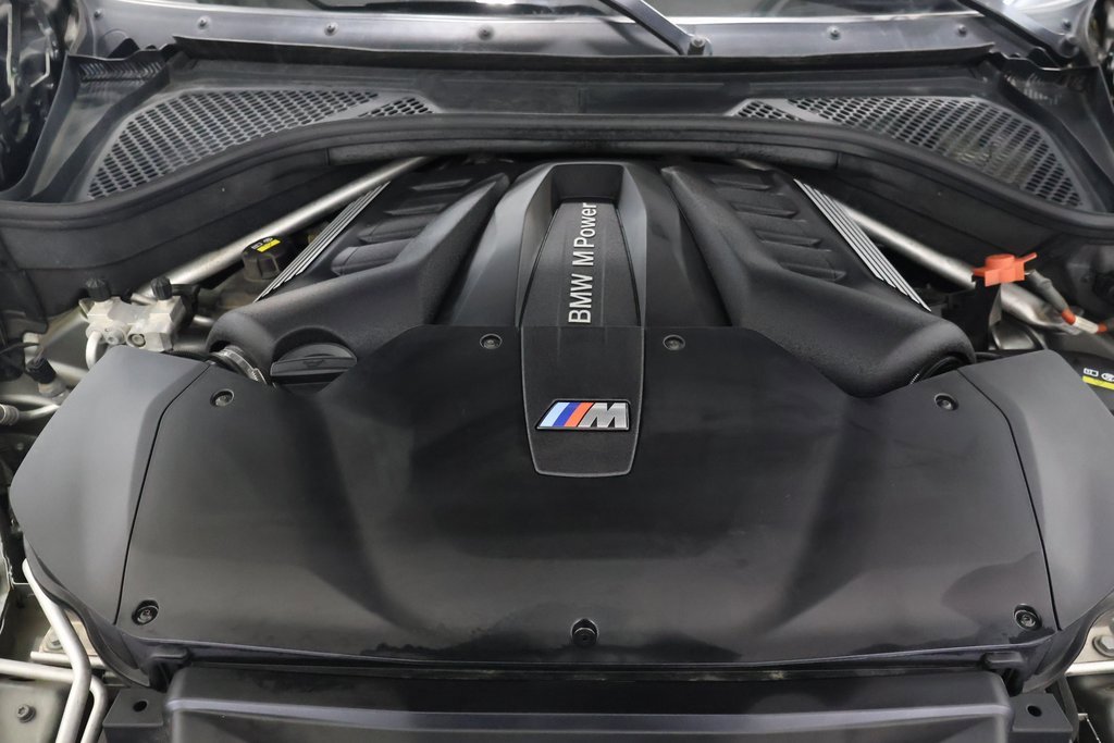 Used 2016 BMW X5 M image 29