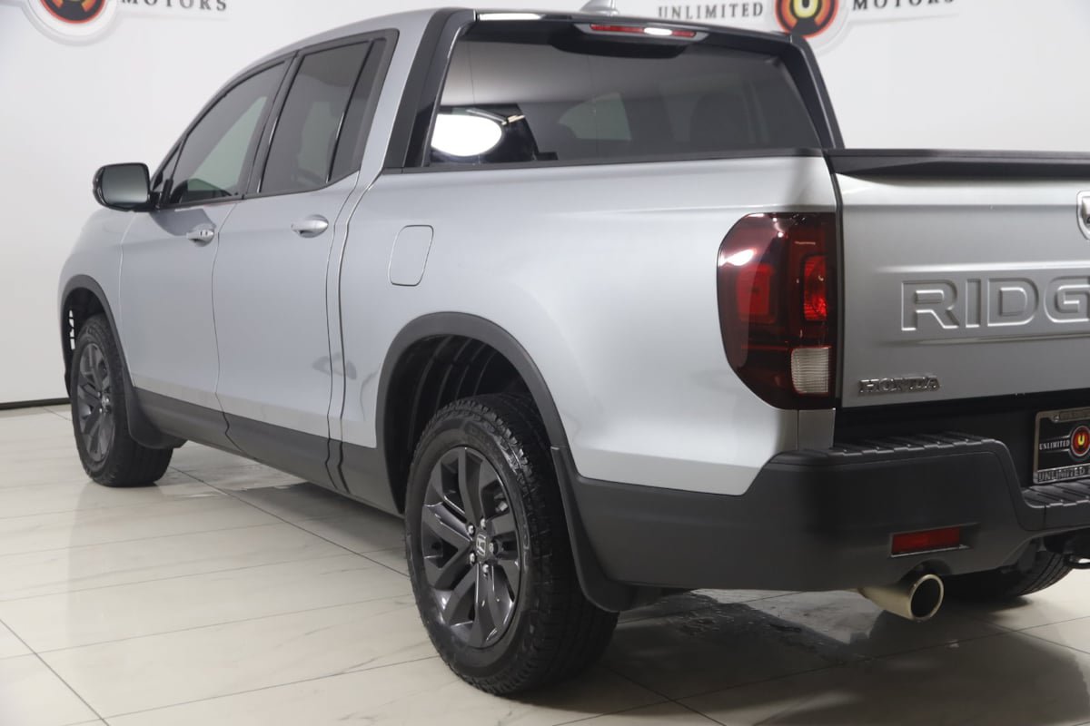 Used 2025 Honda Ridgeline Sport image 20