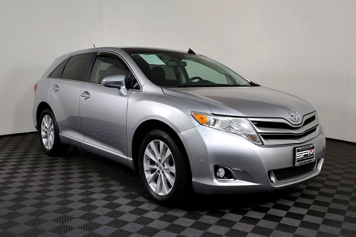 Used 2015 Toyota Venza XLE w/ XLE Premium Package image 6