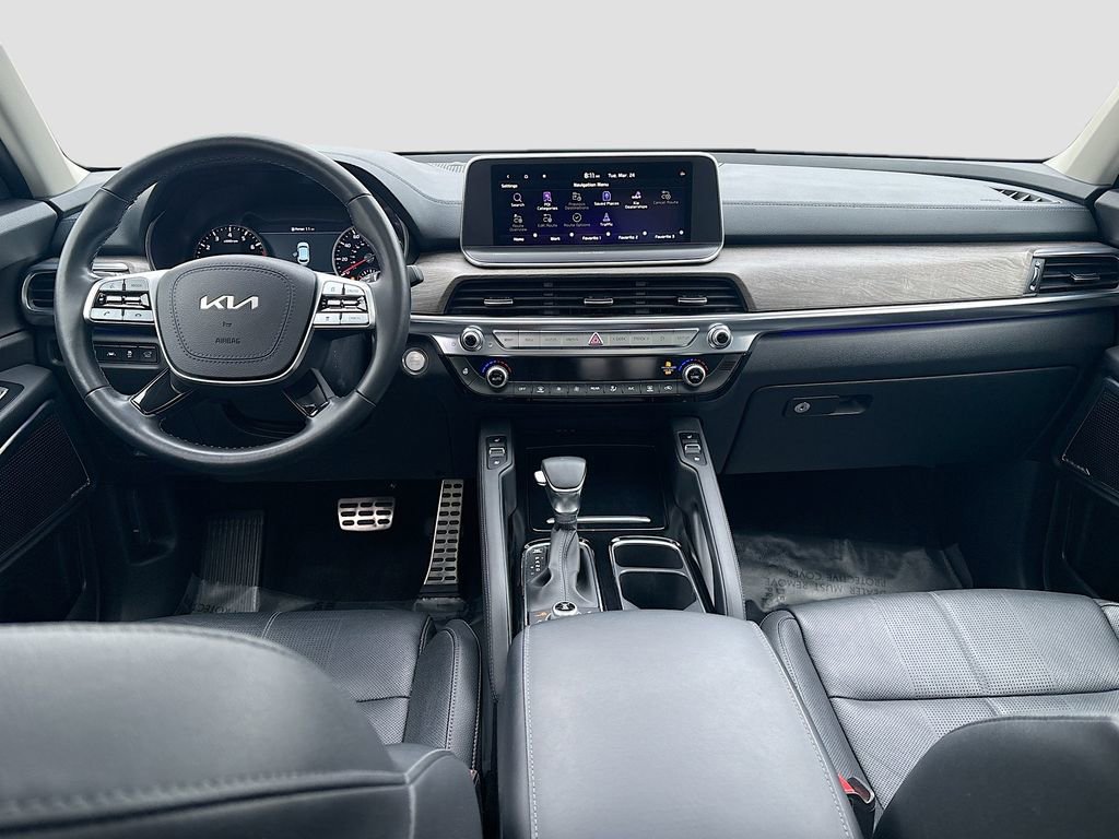Used 2022 Kia Telluride SX w/ Nightfall Edition Package image 23