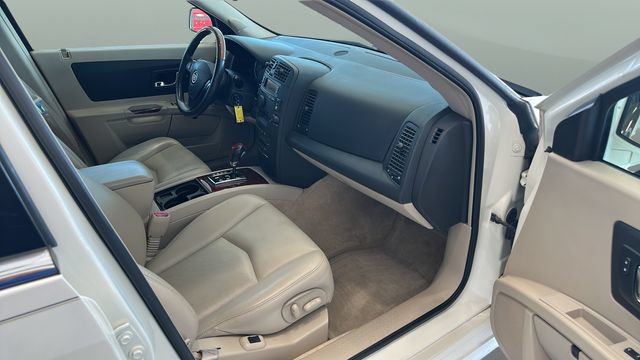 Used 2005 Cadillac SRX w/ Preferred Equipment Group AWD/4WD image 15