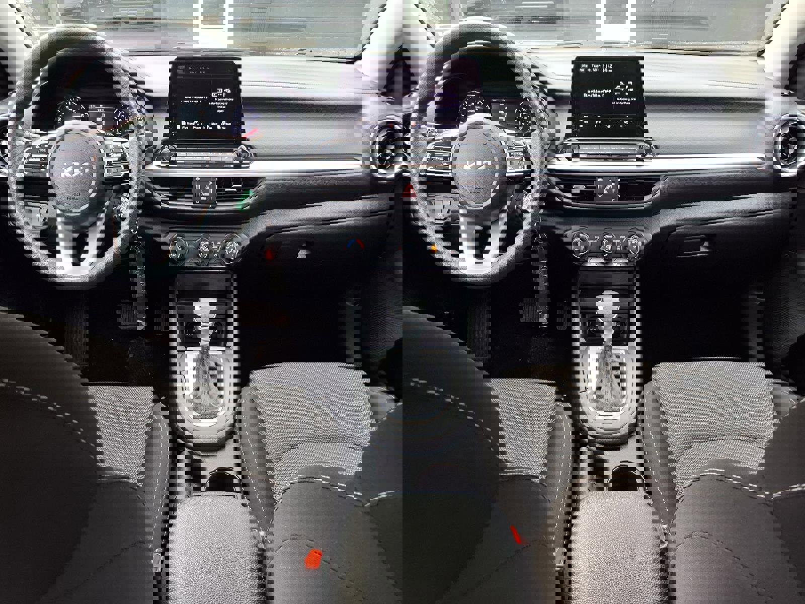 Used 2024 Kia Forte LXS image 12