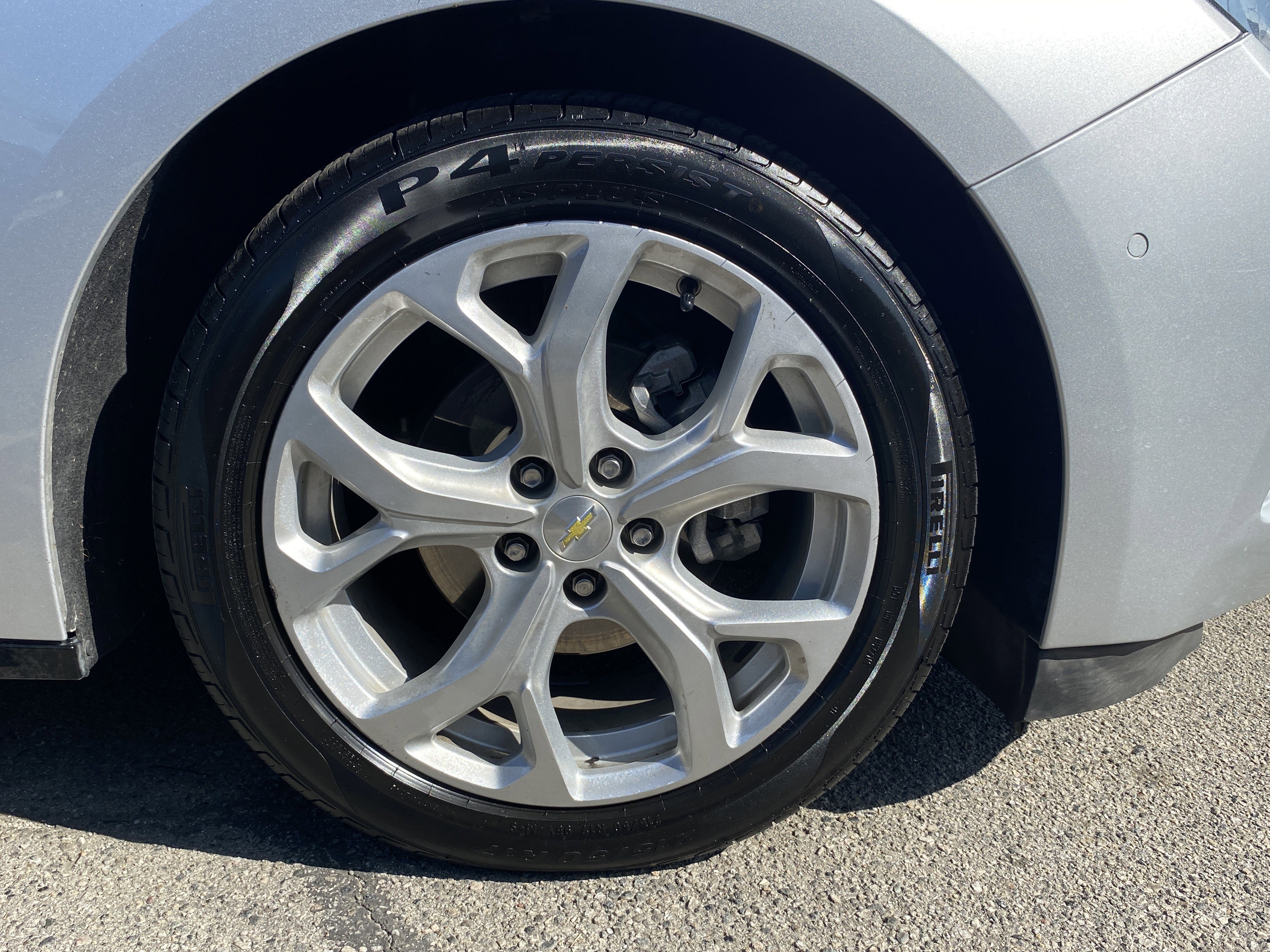 Used 2016 Chevrolet Volt Premier w/ Driver Confidence Package image 24