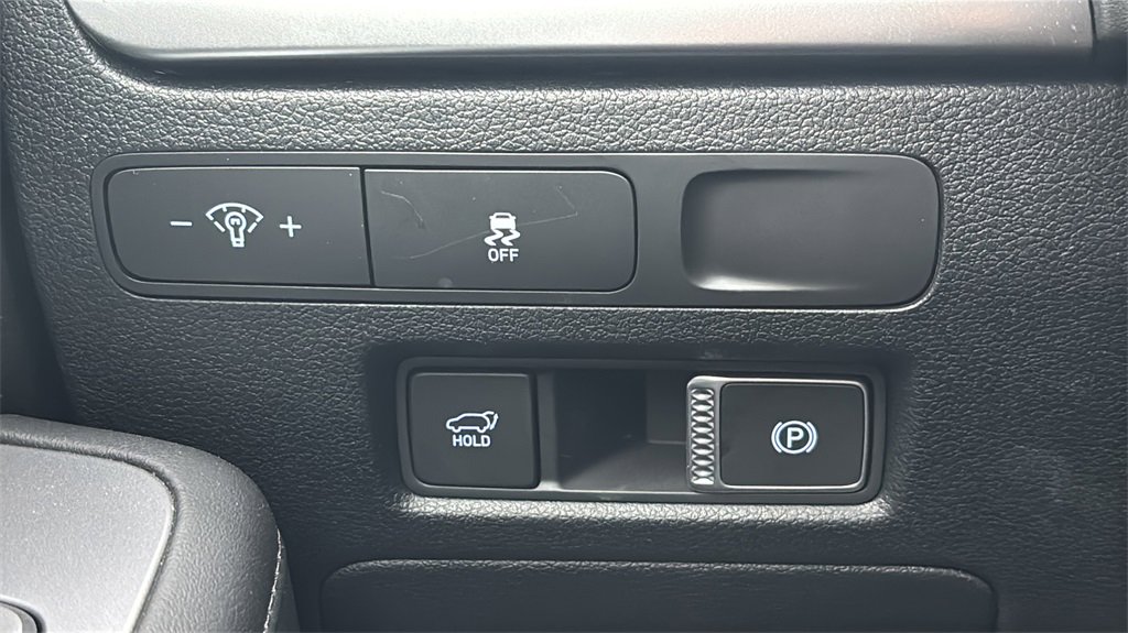 Certified 2025 Hyundai Palisade SEL image 28