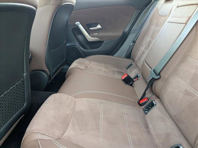 Used 2025 Mercedes-Benz CLA 250 image 17