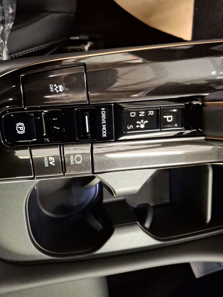 New 2026 Toyota Crown Signia image 10