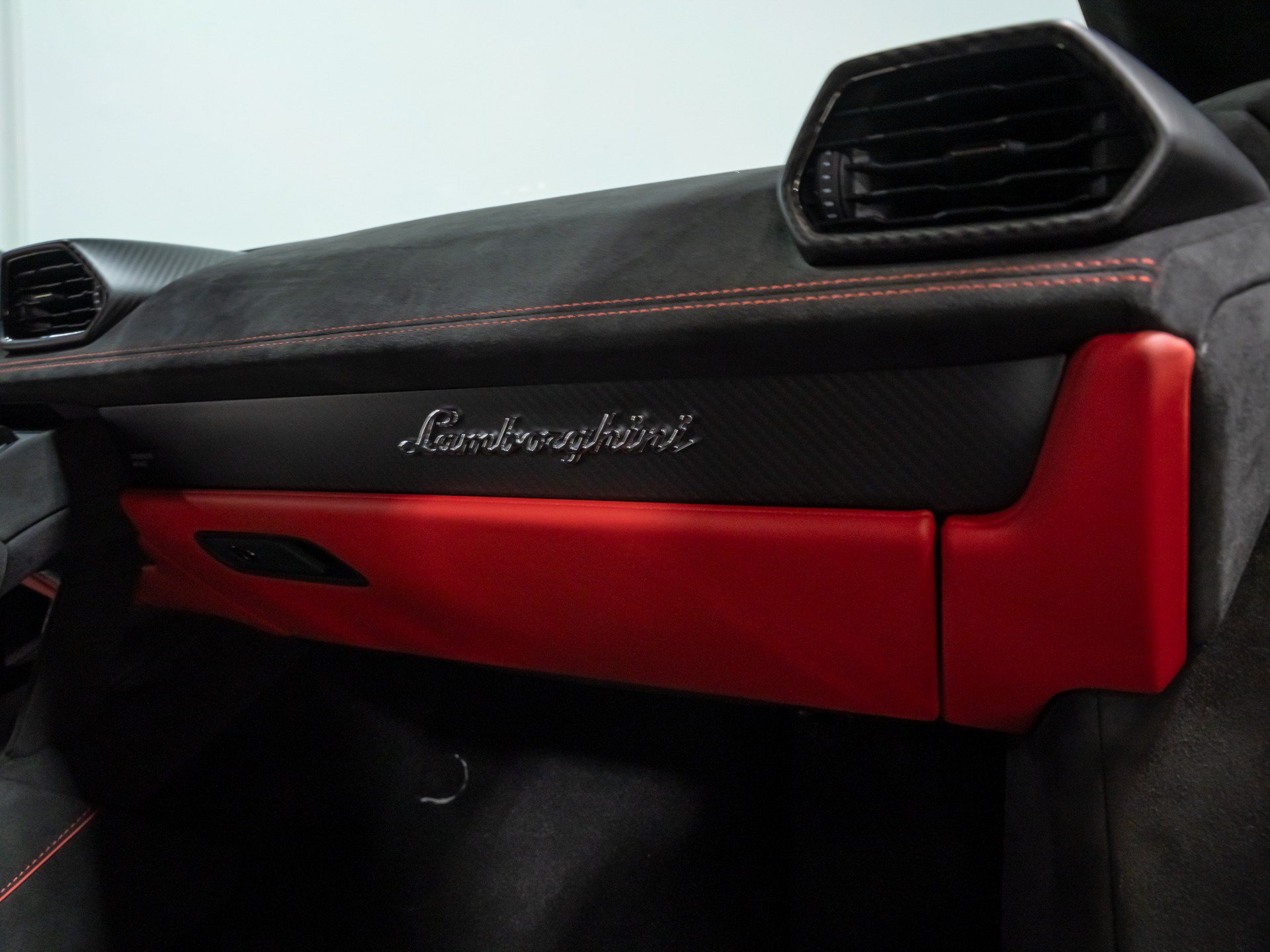 Used 2024 Lamborghini Huracan Tecnica RWD image 68