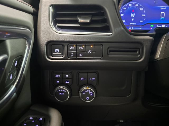 Used 2024 Chevrolet Tahoe RST w/ Luxury Package AWD/4WD image 21
