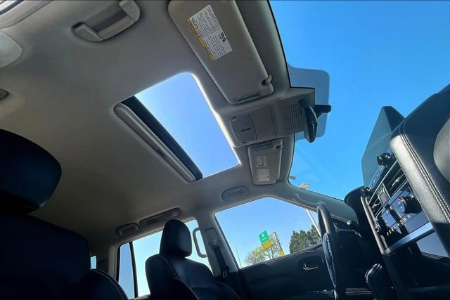 Used 2022 INFINITI QX80 Premium Select w/ Cargo Package image 22