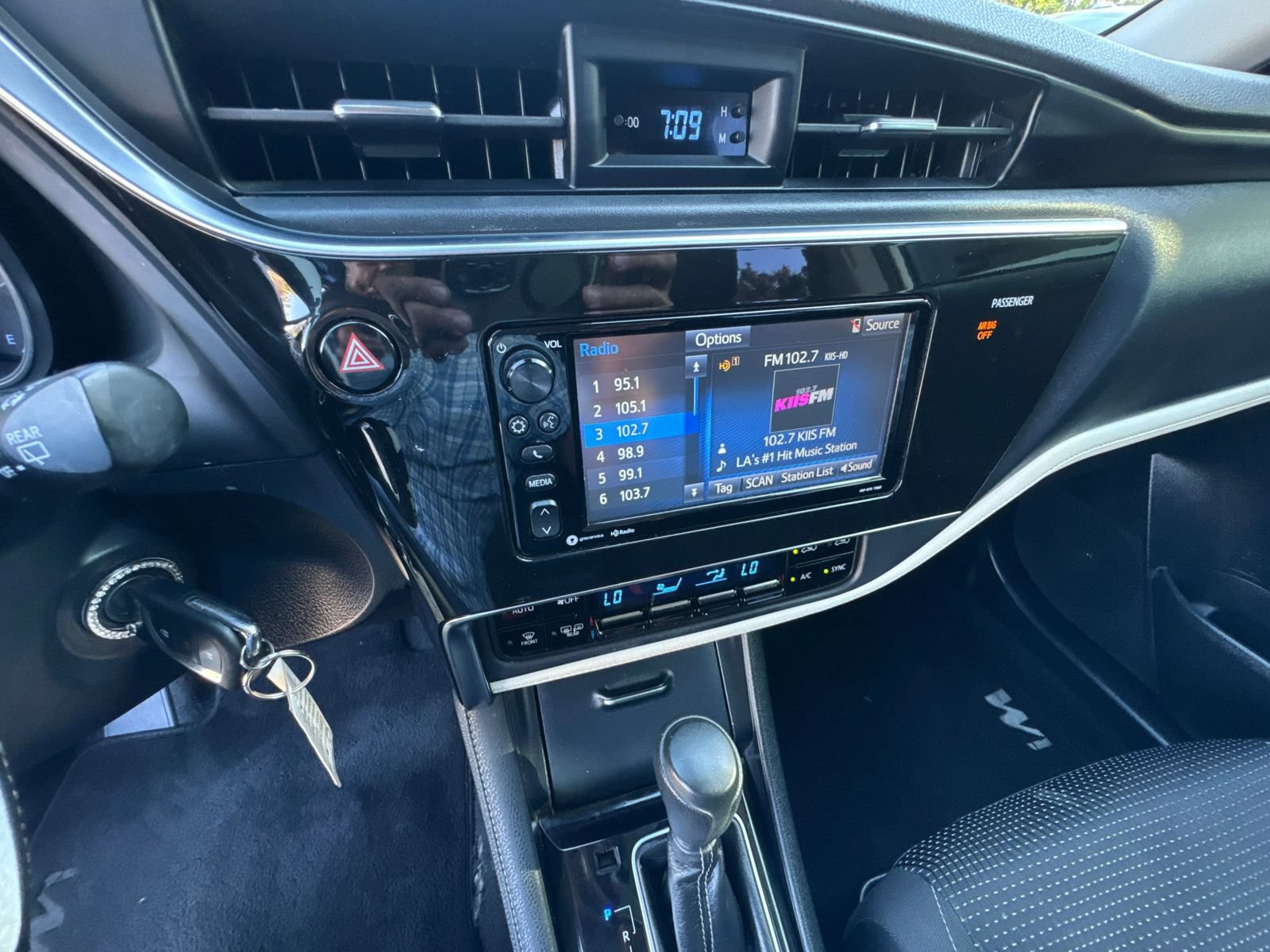 Used 2017 Toyota Corolla iM w/ Carpet Mat Package FWD image 74