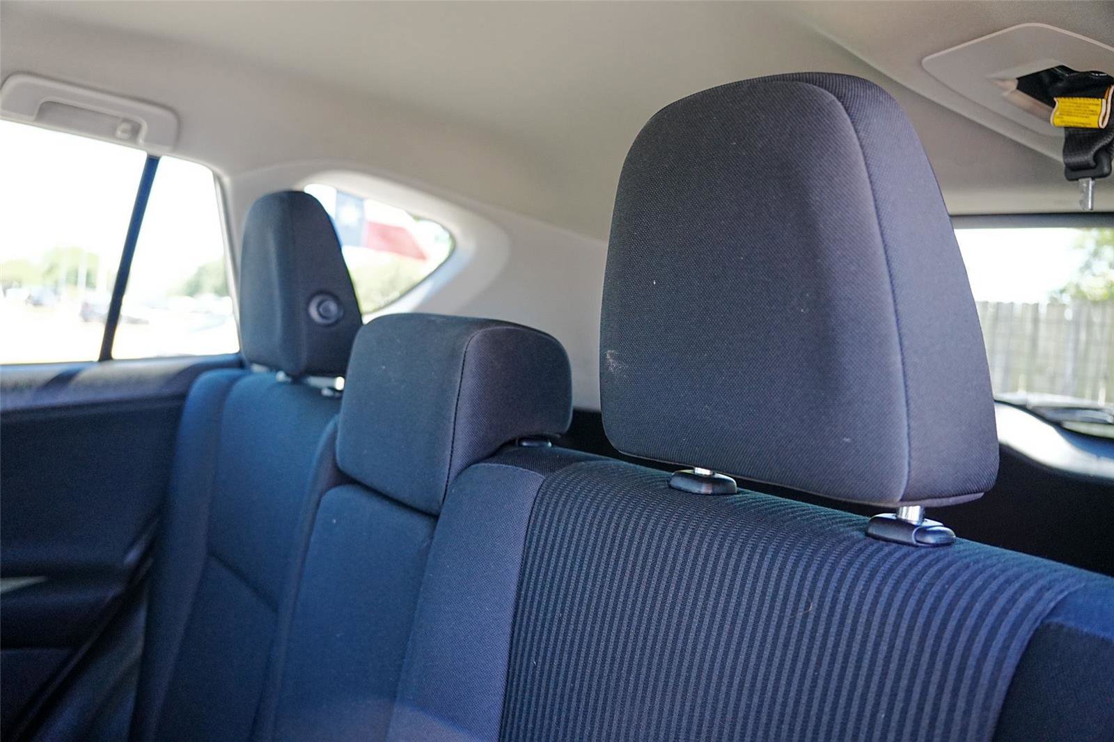 Used 2016 Toyota RAV4 LE image 35