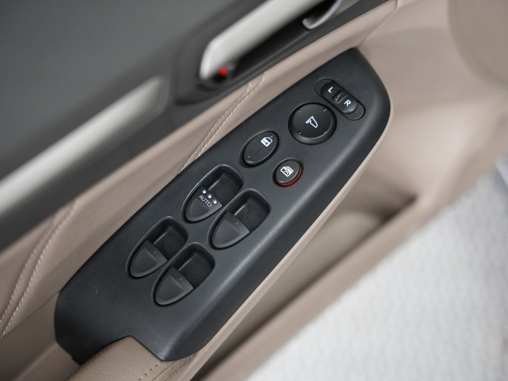 Used 2011 Honda Civic Hybrid Sedan image 39