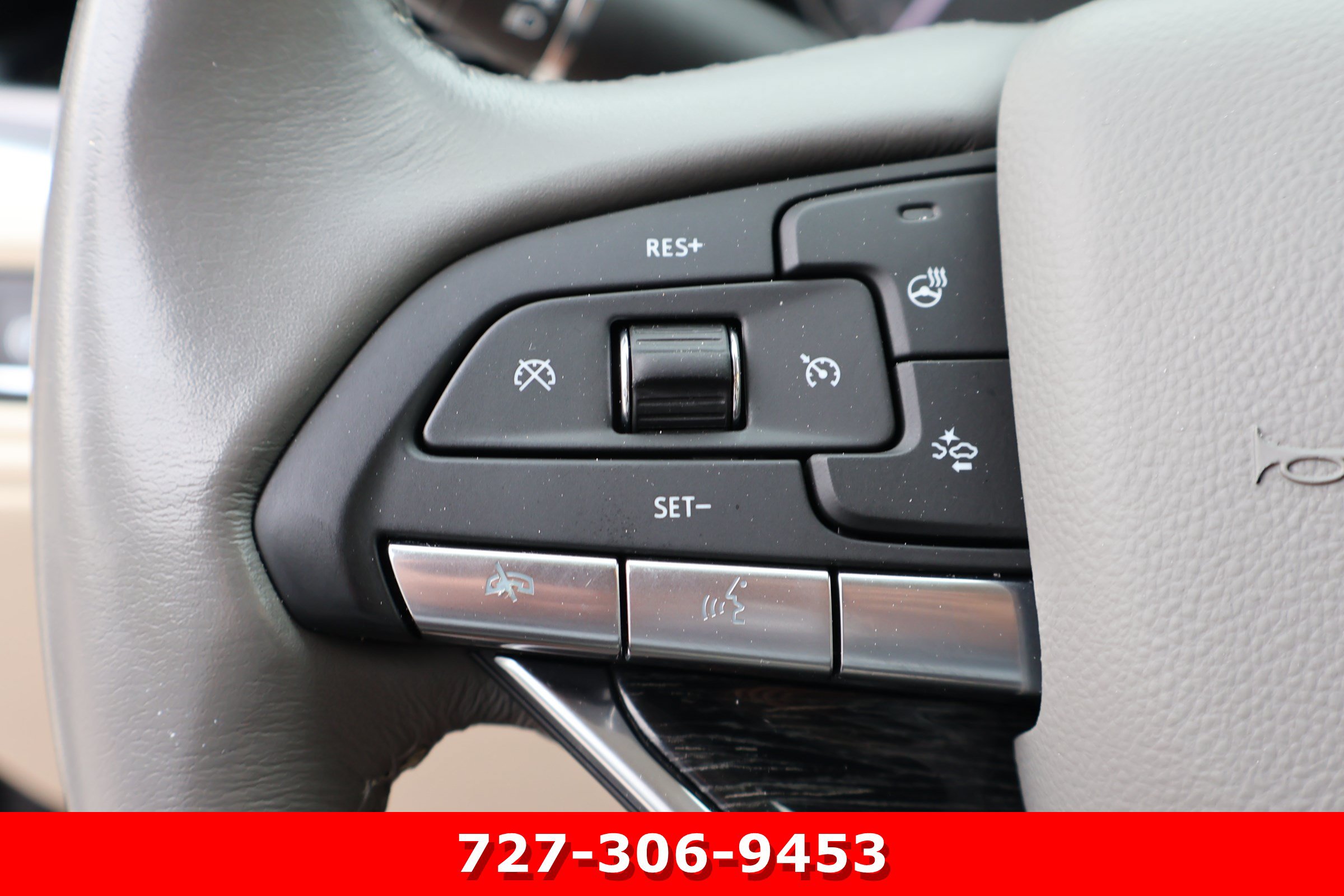 Used 2023 Cadillac XT6 Premium Luxury FWD image 27