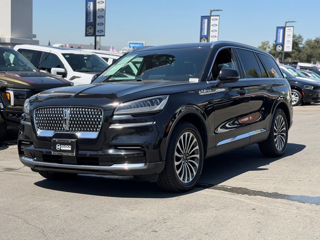Used 2022 Lincoln Aviator Reserve AWD/4WD image 5