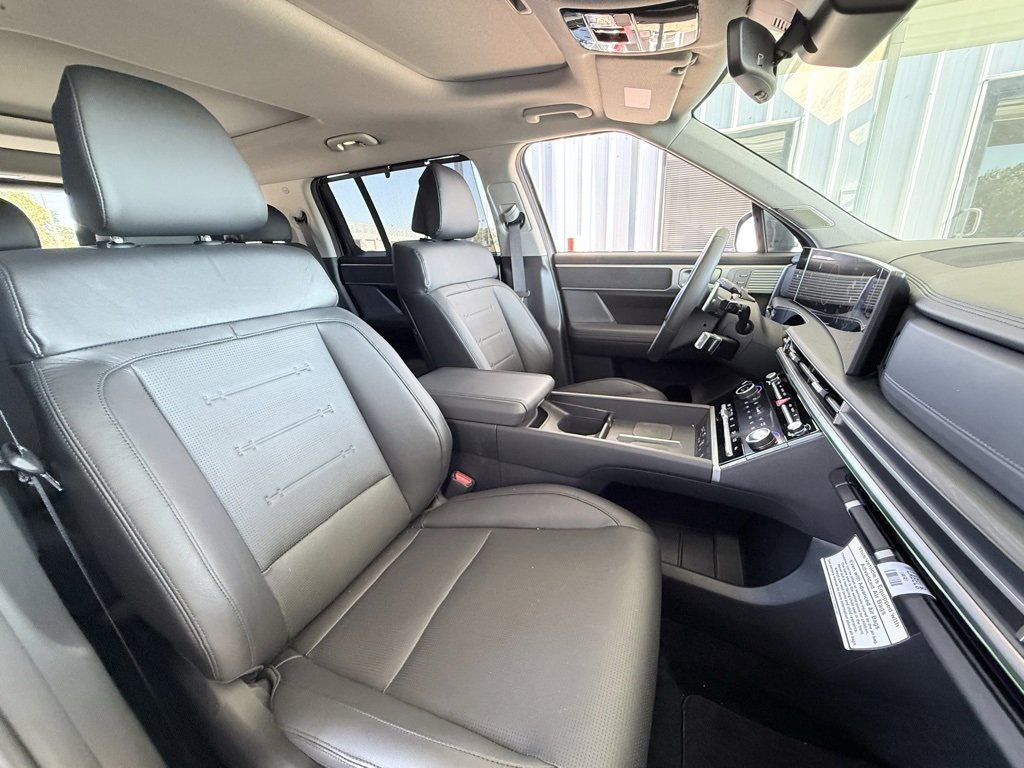 New 2025 Hyundai Santa Fe Limited image 32