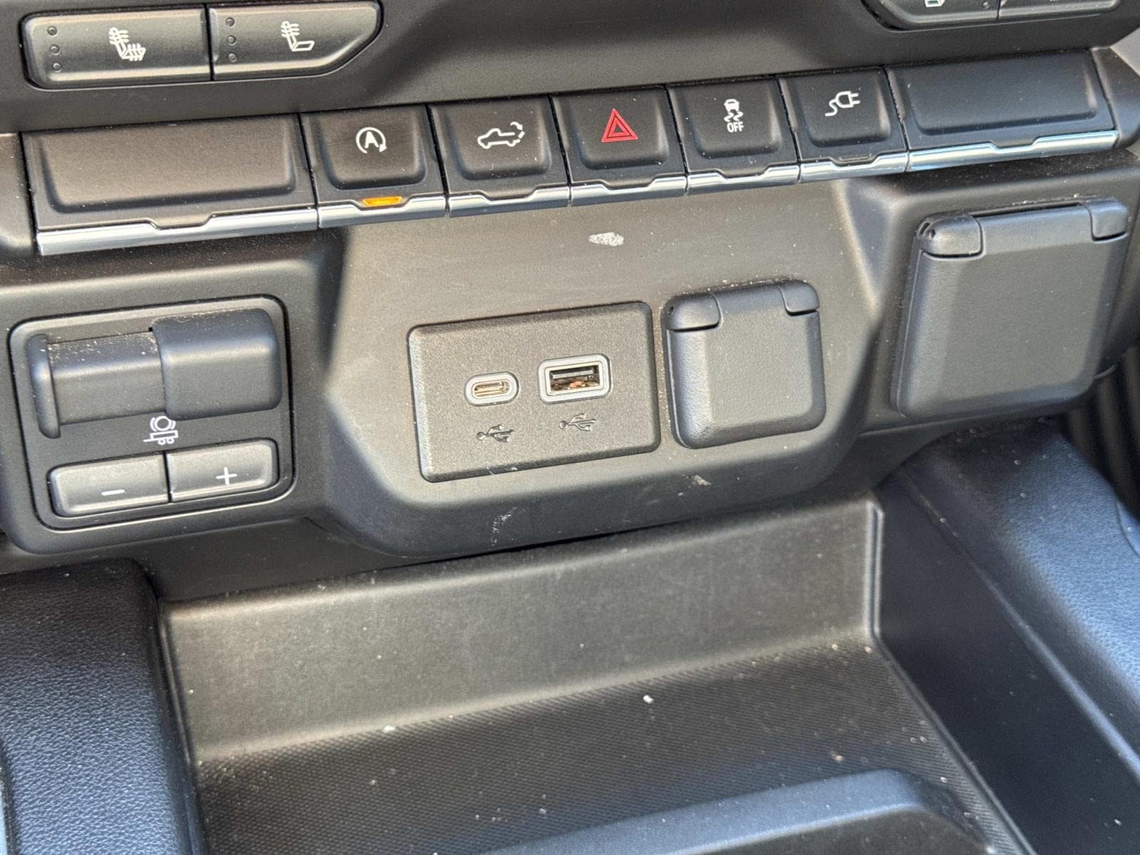 Used 2019 Chevrolet Silverado 1500 RST RWD image 37