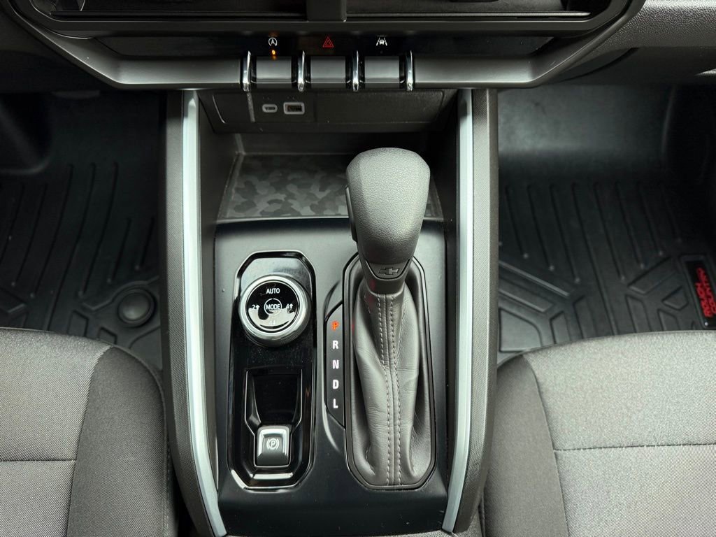 Used 2024 Chevrolet Colorado Trail Boss image 20