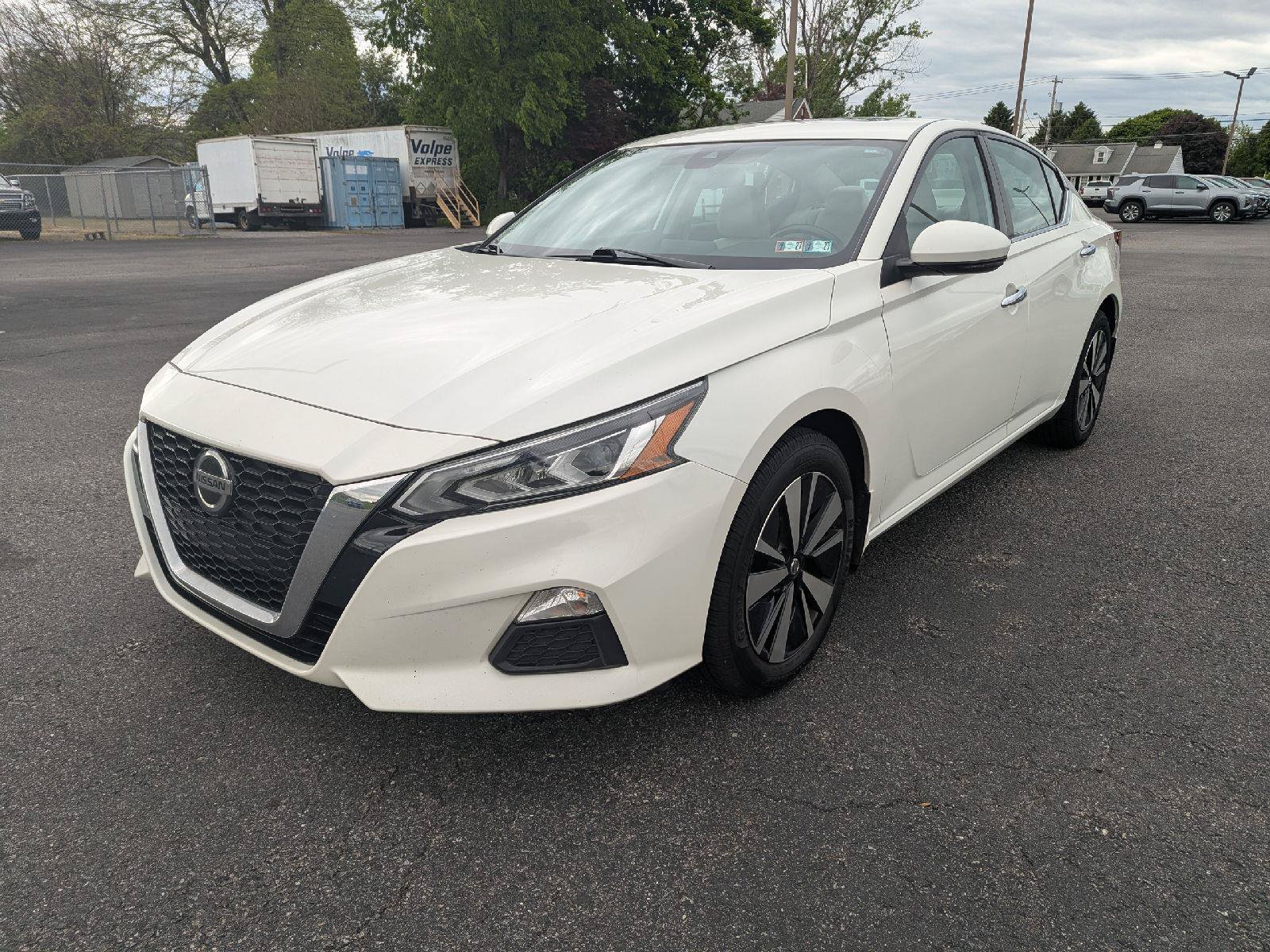 Used 2021 Nissan Altima 2.5 SV w/ SV Premium Package AWD/4WD image 4