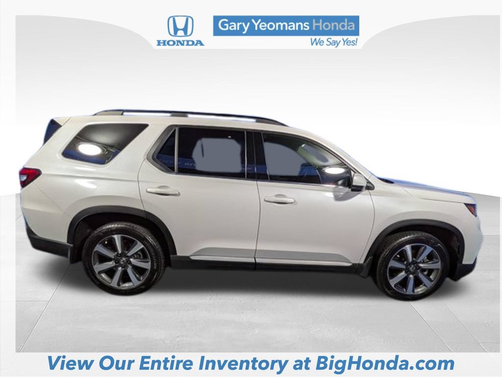 Certified 2024 Honda Pilot Touring image 6