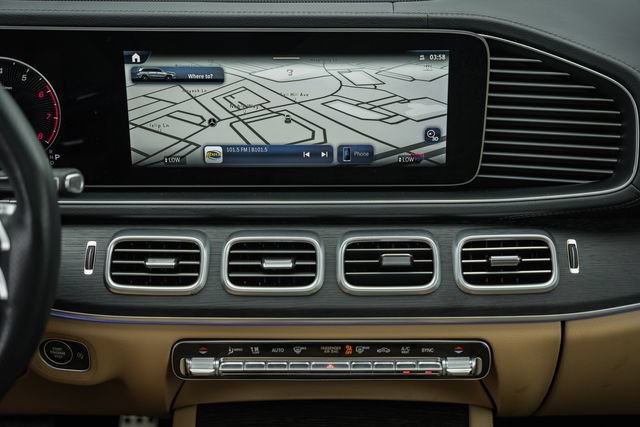 Certified 2025 Mercedes-Benz GLS 450 4MATIC image 24