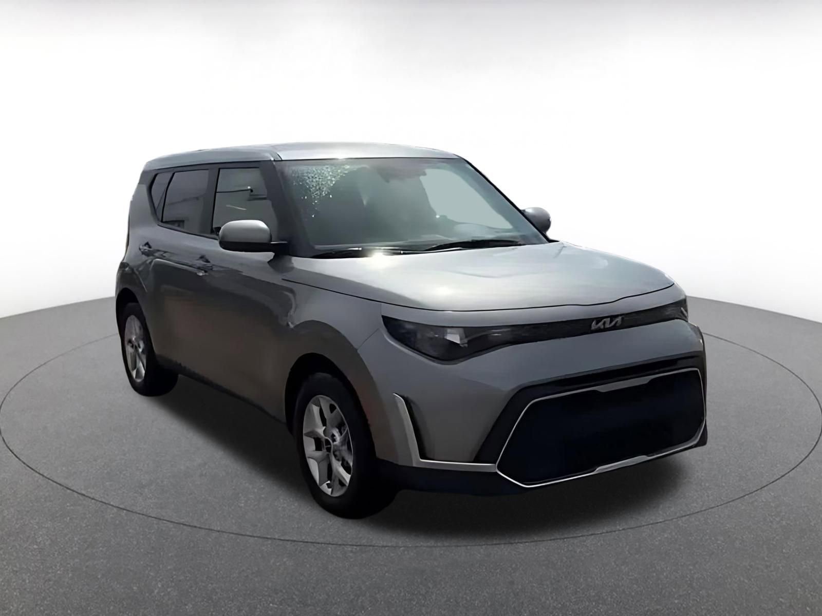 Used 2025 Kia Soul LX w/ LX Technology Package FWD video 2