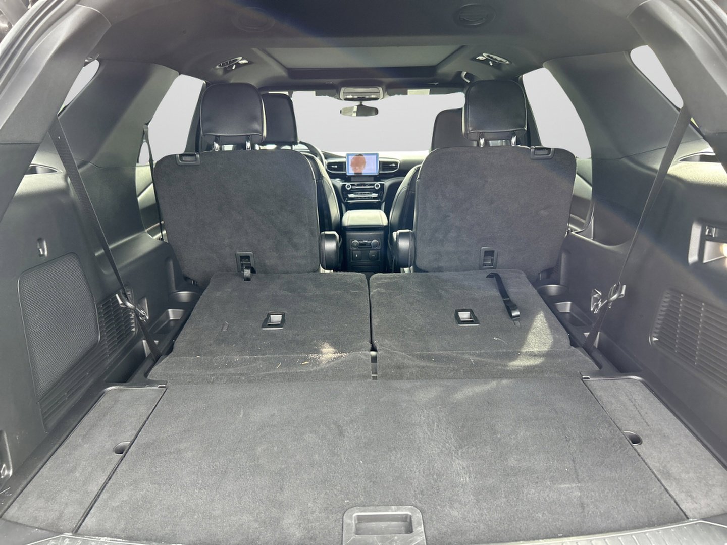 Used 2022 Ford Explorer ST-Line w/ Class IV Trailer Tow Package image 18