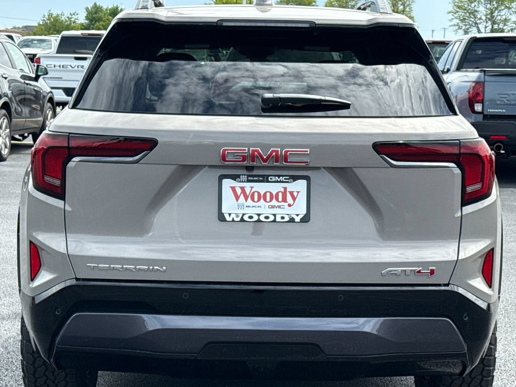 New 2026 GMC Terrain AT4 AWD/4WD image 9