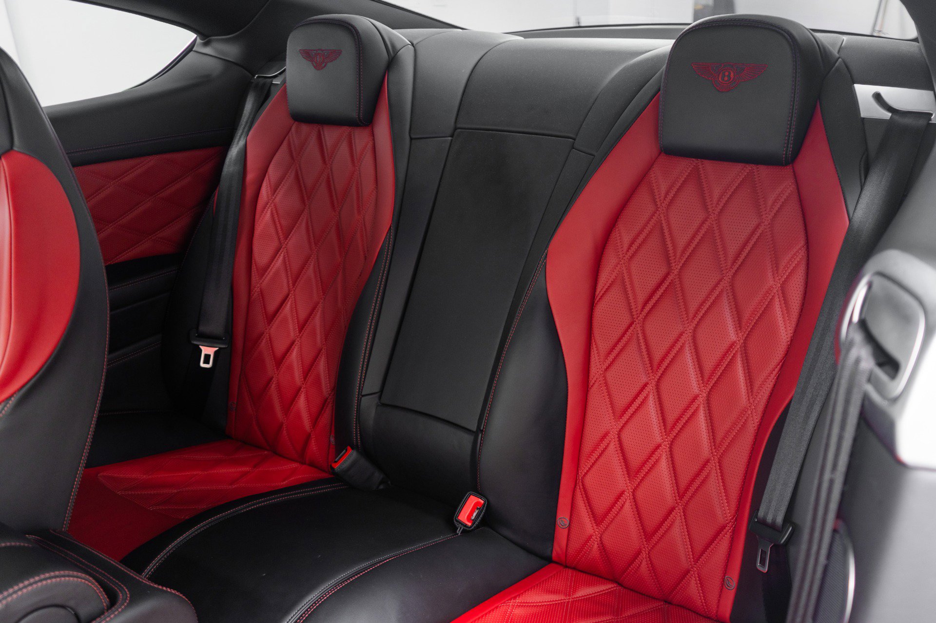 Used 2015 Bentley Continental GT V8 S image 16