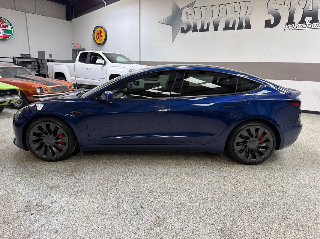 Used 2021 Tesla Model 3 Performance AWD/4WD image 3